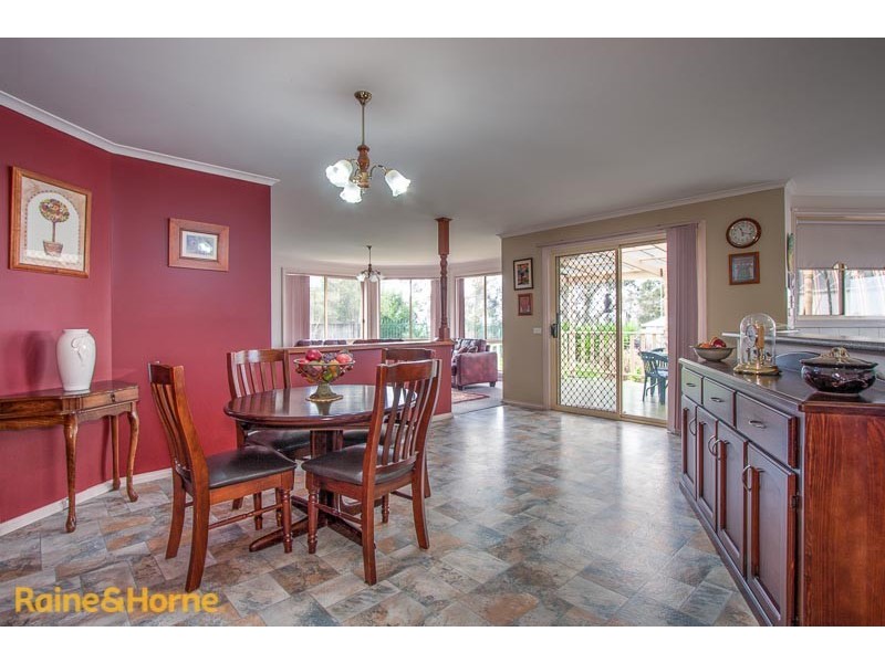 35 Dadswell Court, Sunbury VIC 3429