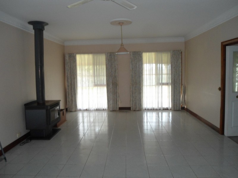 700A SUNBURY ROAD, Sunbury VIC 3429