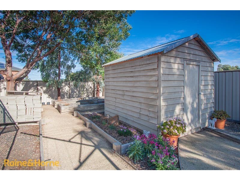 11 Seagull Place, Sunbury VIC 3429