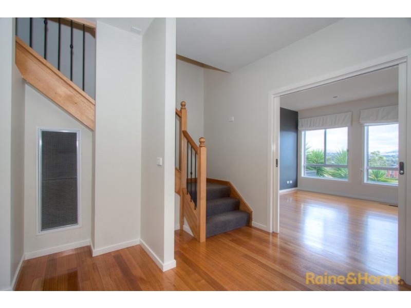 1 OUTLOOK WAY, Sunbury VIC 3429