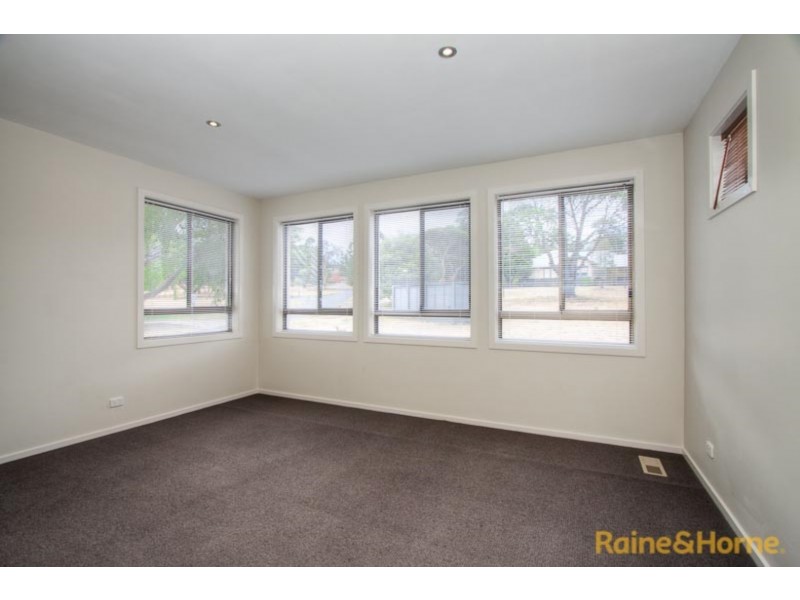 1 OUTLOOK WAY, Sunbury VIC 3429