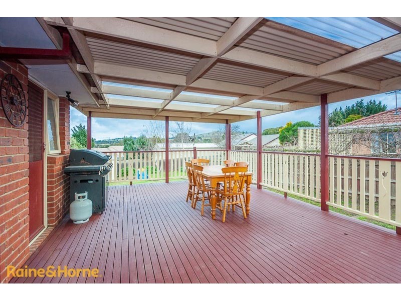 3 Windarra Court, Sunbury VIC 3429