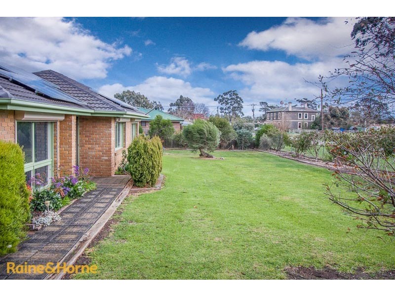 35 Station Street, Clarkefield VIC 3430