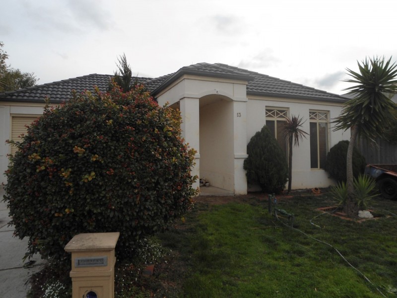 13 MURDOCH COURT, Sunbury VIC 3429
