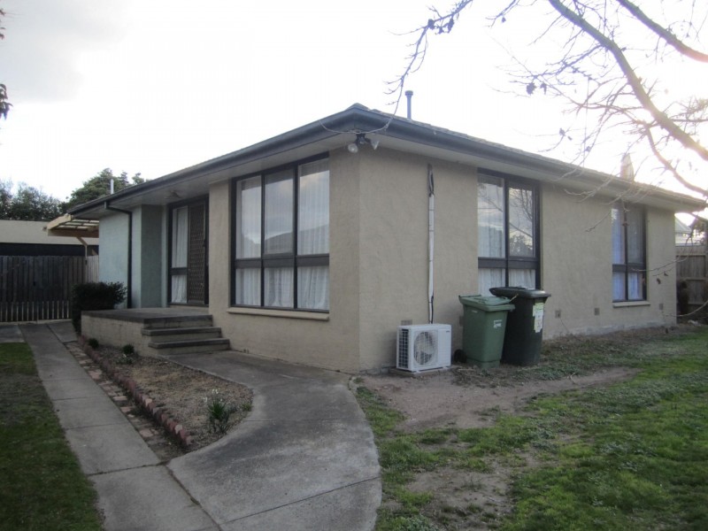 85 RIDDELL ROAD, Sunbury VIC 3429