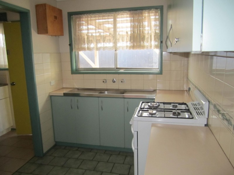 85 RIDDELL ROAD, Sunbury VIC 3429