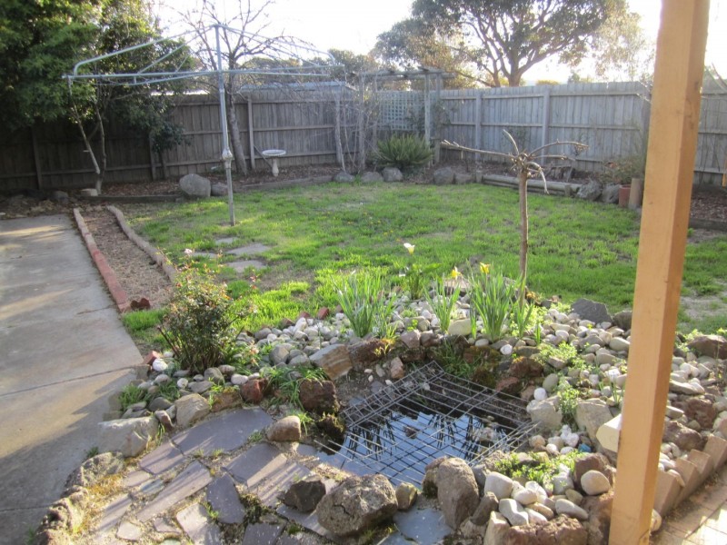 85 RIDDELL ROAD, Sunbury VIC 3429