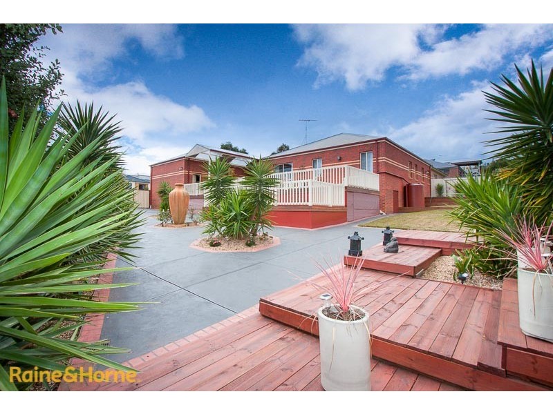 11 Starflower Way, Sunbury VIC 3429