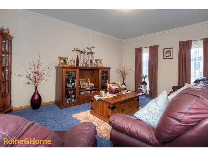 11 Starflower Way, Sunbury VIC 3429