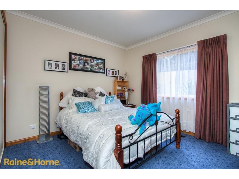 11 Starflower Way, Sunbury VIC 3429