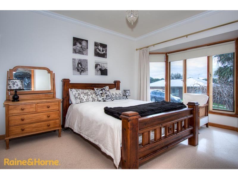 9 Greenhill Court, Sunbury VIC 3429