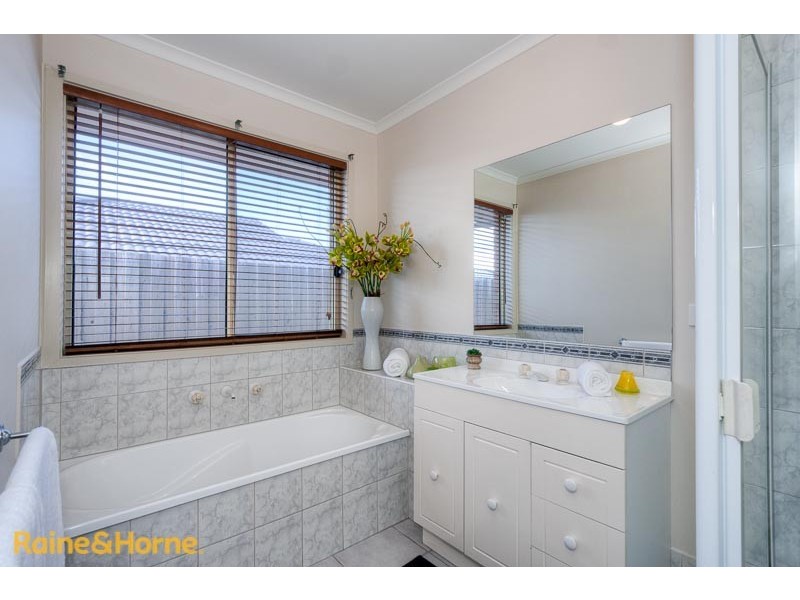 24 Charter Road East, Sunbury VIC 3429
