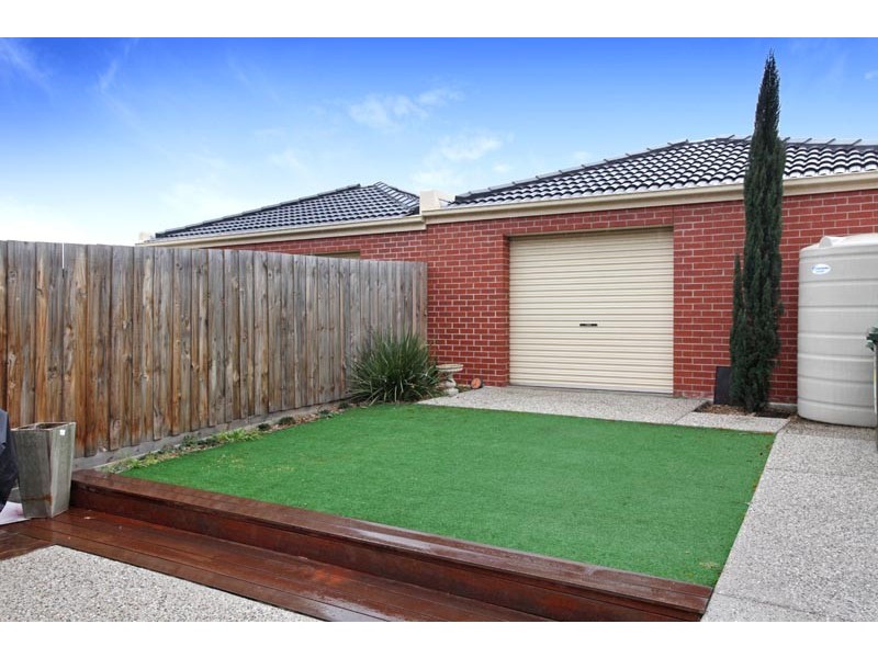32 Betula Terrace, Sunbury VIC 3429