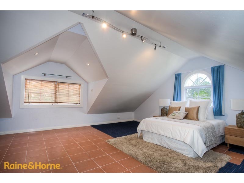 56 The Avenue, Sunbury VIC 3429