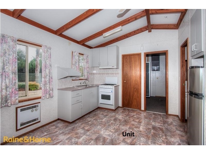 56 The Avenue, Sunbury VIC 3429