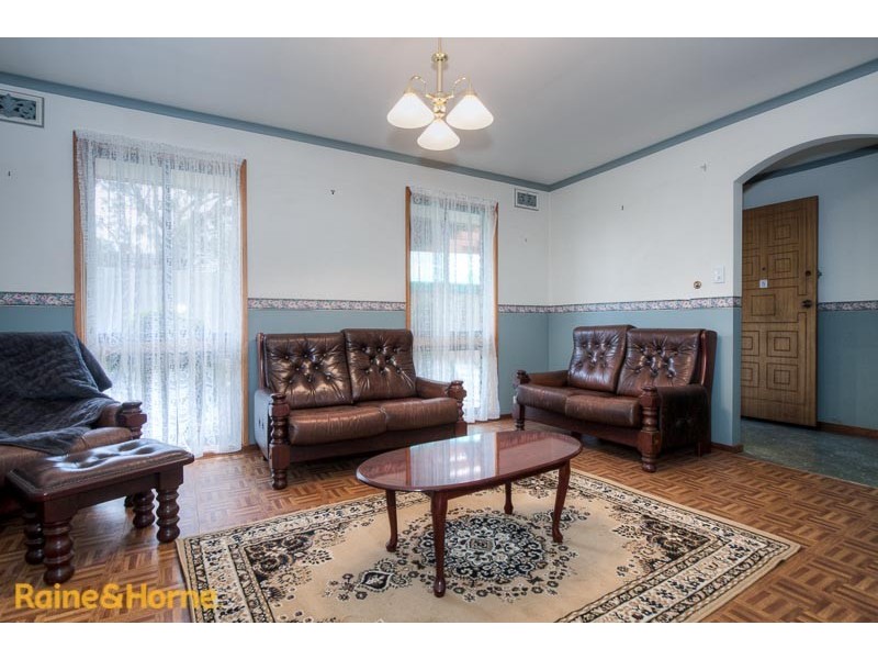 21 Flinders St, Sunbury VIC 3429