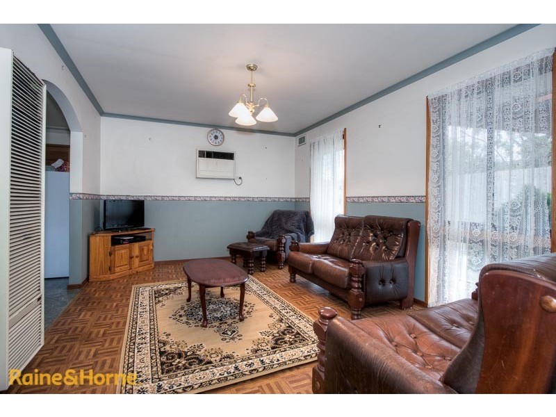 21 Flinders St, Sunbury VIC 3429