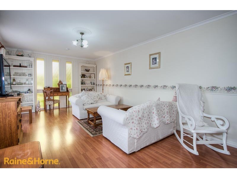 20 Gleneagles Drive, Sunbury VIC 3429