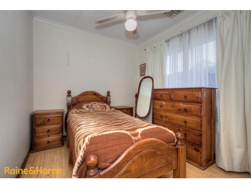 6 Burke Road, Sunbury VIC 3429