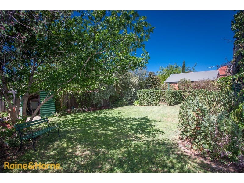 64 Stewarts Lane, Sunbury VIC 3429