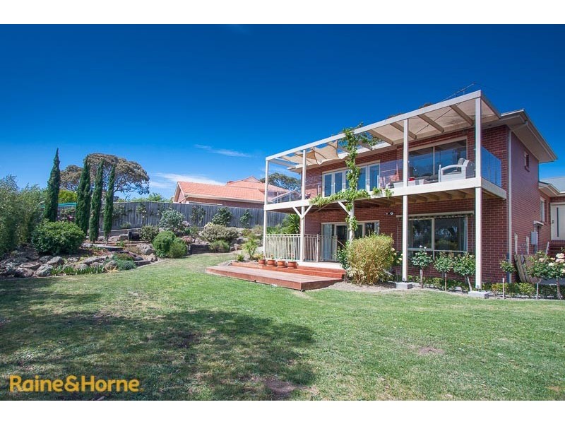 25 Yellow gum Boulevard, Sunbury VIC 3429