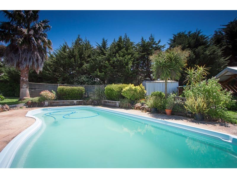 35 Starkie Road, Sunbury VIC 3429