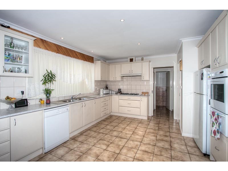 35 Starkie Road, Sunbury VIC 3429