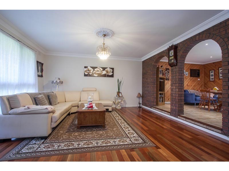 35 Starkie Road, Sunbury VIC 3429