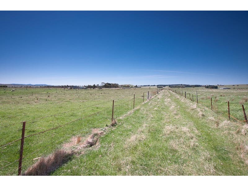 35 Starkie Road, Sunbury VIC 3429