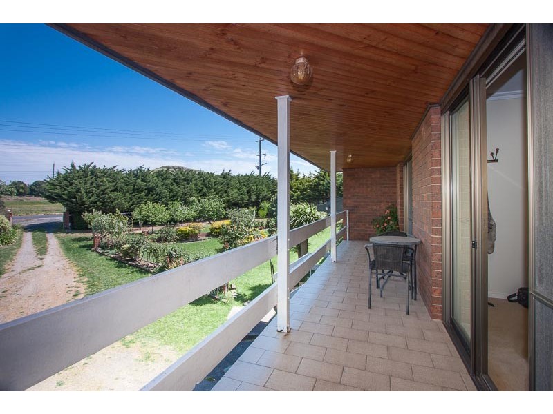 35 Starkie Road, Sunbury VIC 3429