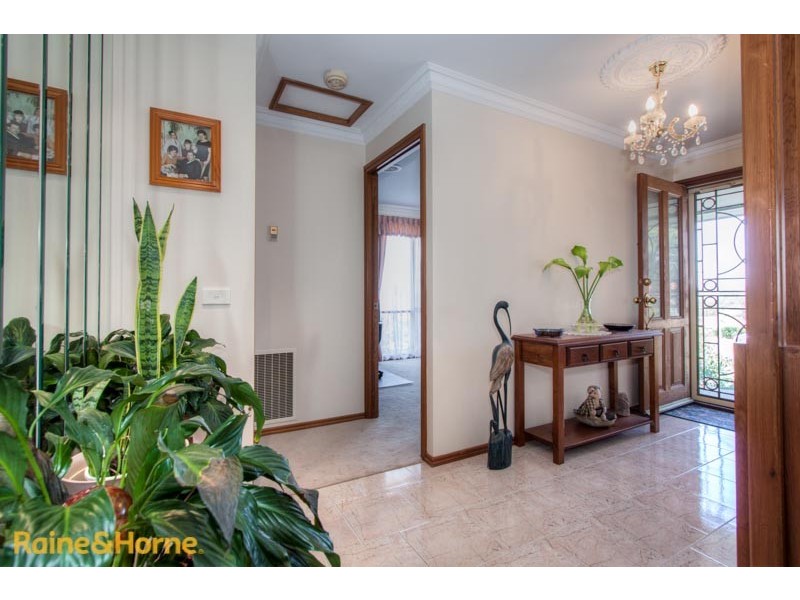 42 Rees Road, Sunbury VIC 3429