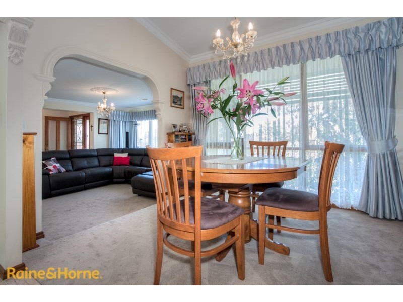 42 Rees Road, Sunbury VIC 3429