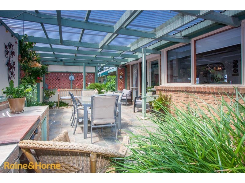 42 Rees Road, Sunbury VIC 3429