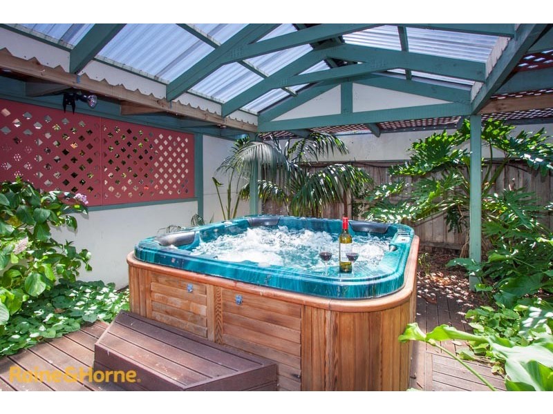 42 Rees Road, Sunbury VIC 3429