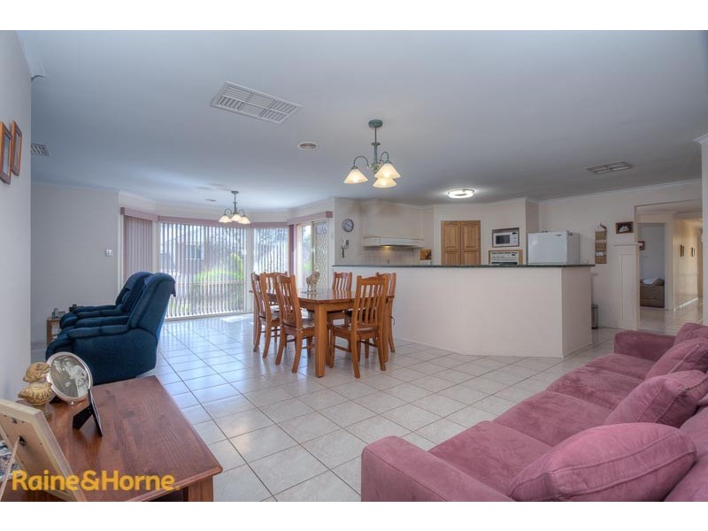2 Citriodora Circuit, Sunbury VIC 3429