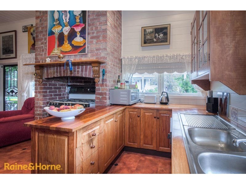 82 Station Street, Sunbury VIC 3429