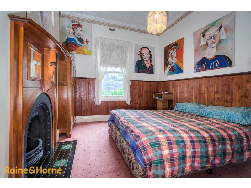 82 Station Street, Sunbury VIC 3429