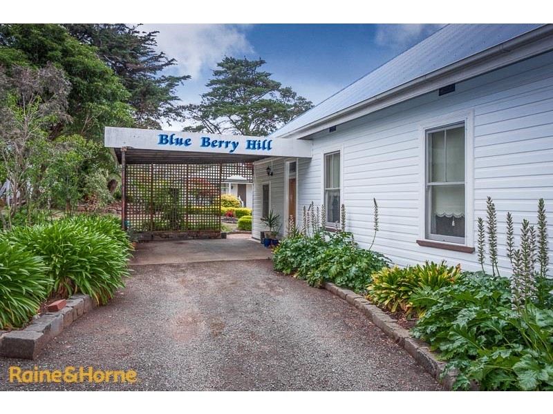 82 Station Street, Sunbury VIC 3429