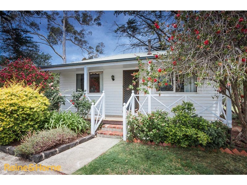 82 Station Street, Sunbury VIC 3429