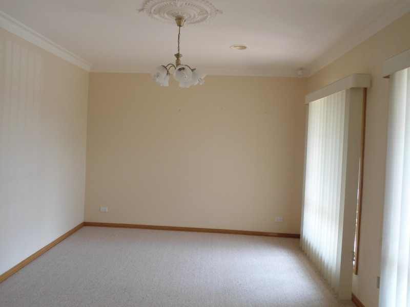 2 PROSPECT COURT, Sunbury VIC 3429