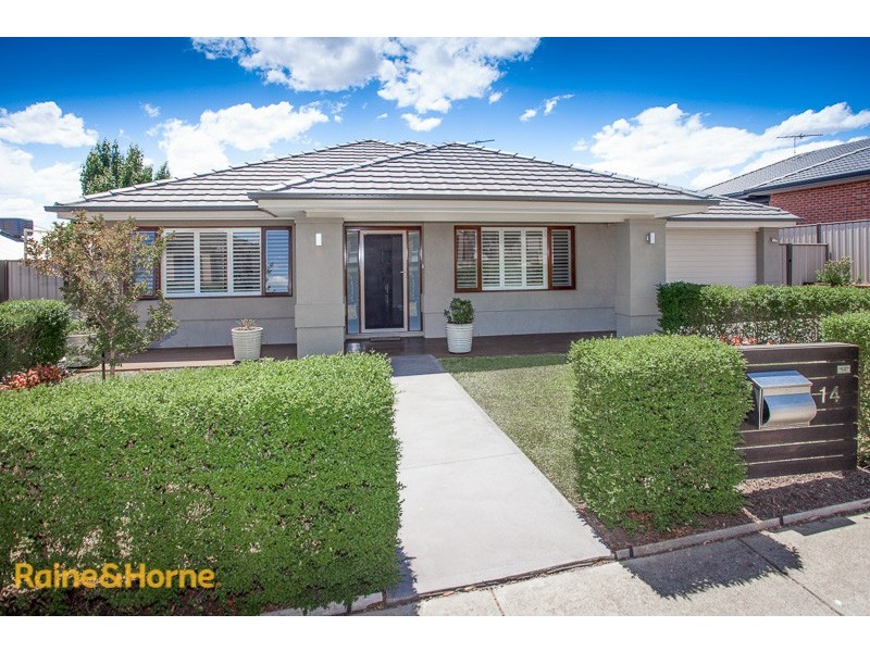 14 Ironbark Drive, Sunbury VIC 3429