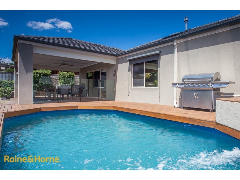 14 Ironbark Drive, Sunbury VIC 3429