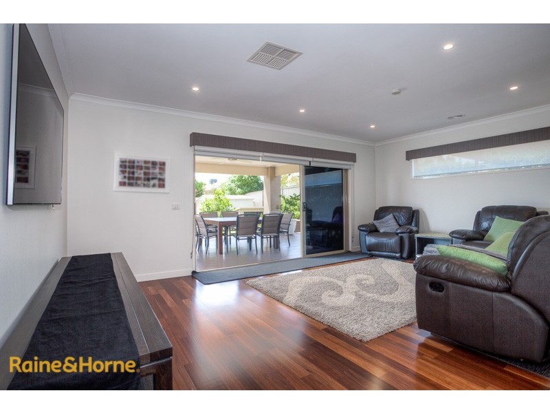 14 Ironbark Drive, Sunbury VIC 3429