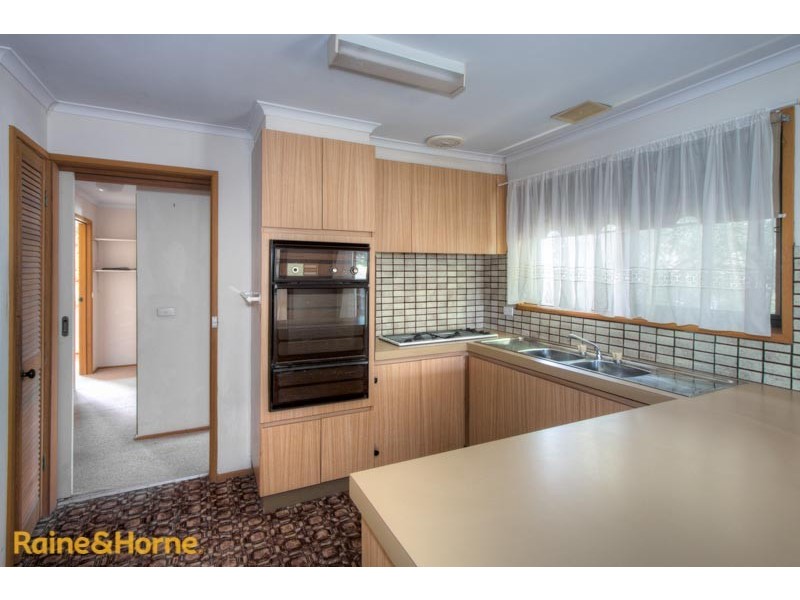 31 barkly street, Sunbury VIC 3429