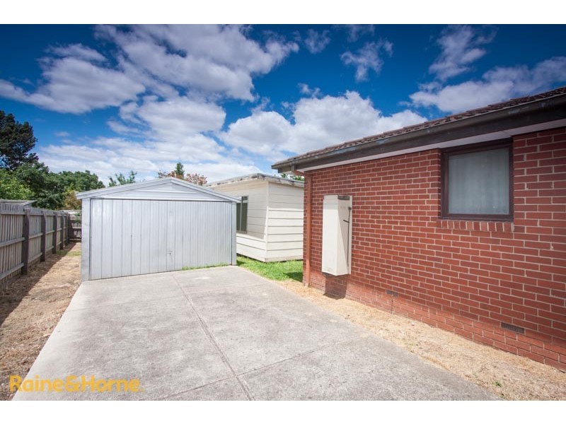 31 barkly street, Sunbury VIC 3429