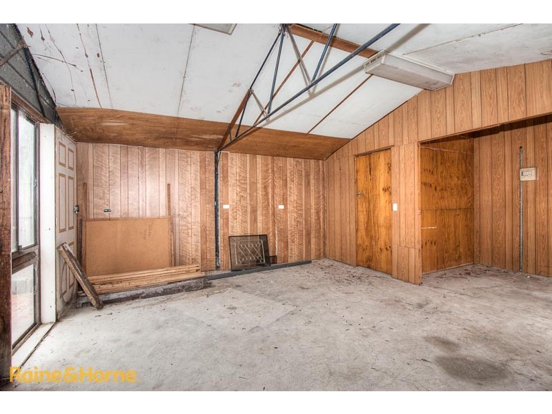 4 Oxford Close, Sunbury VIC 3429