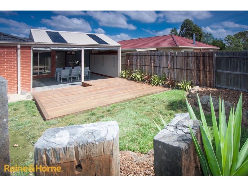 71 Cover Drive, Sunbury VIC 3429