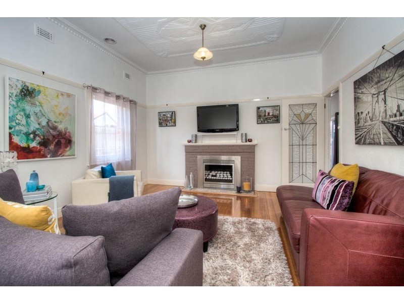 1/ 144 Cooper Street, Essendon VIC 3040