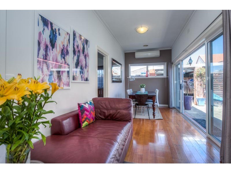 1/ 144 Cooper Street, Essendon VIC 3040