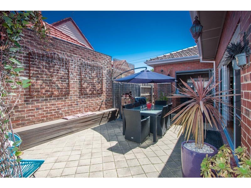 1/ 144 Cooper Street, Essendon VIC 3040